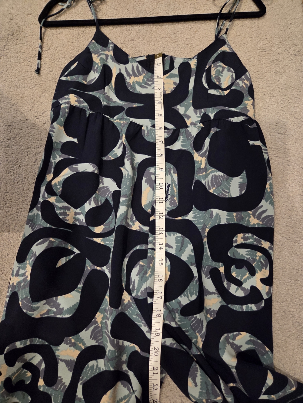 Sleeveless Printed Wide-Leg Jumpsuit in Black And Blue Green - Picture 4 of 5